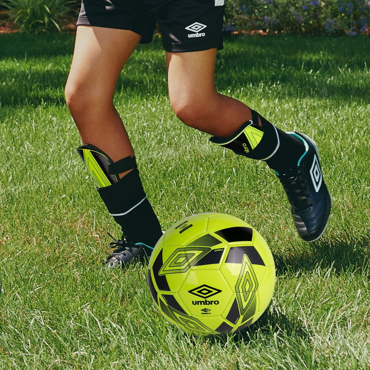 Ceramica Peewee Stirrup Soccer Shin Guards for Kids, Bright Yellow